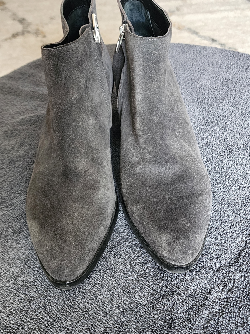 Dolce Vita Charcoal Suede Pointed Ankle Booties with Side Zip 8.5